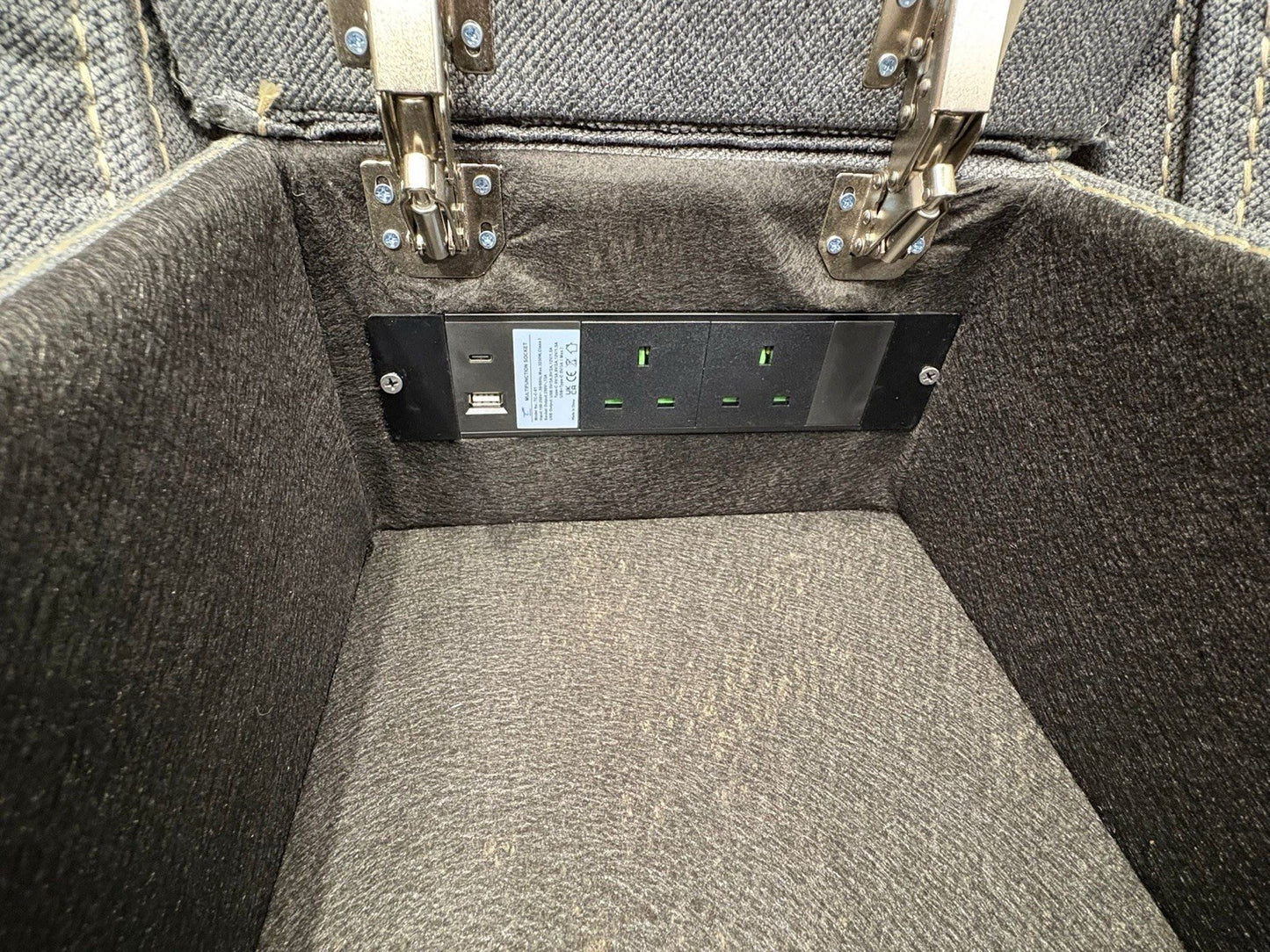 aa6af324-2747-40ed-89a2-b6b3db080cbc