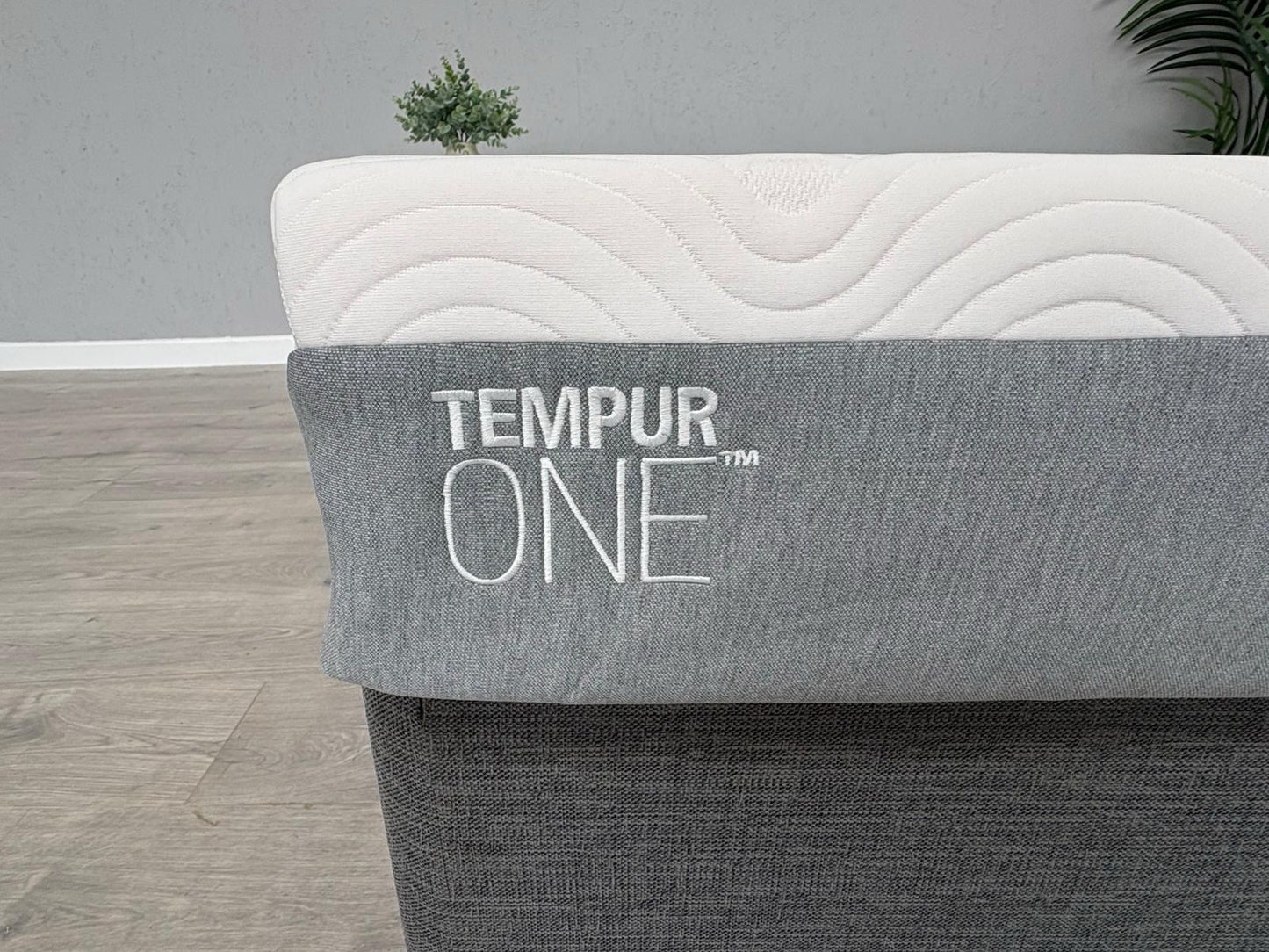 Tempur ONE 5ft Kingsize Mattress, Medium - RRP £1,499