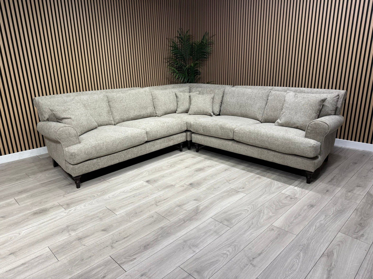 Laura Ashley LYNDEN Style Fabric Large 2 Corner 2 Sofa - RRP £2,900