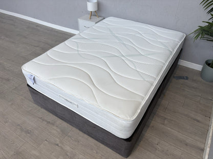 Slumberland AIR 2 Memory 4ft 6 Double Mattress, Firm - RRP £599