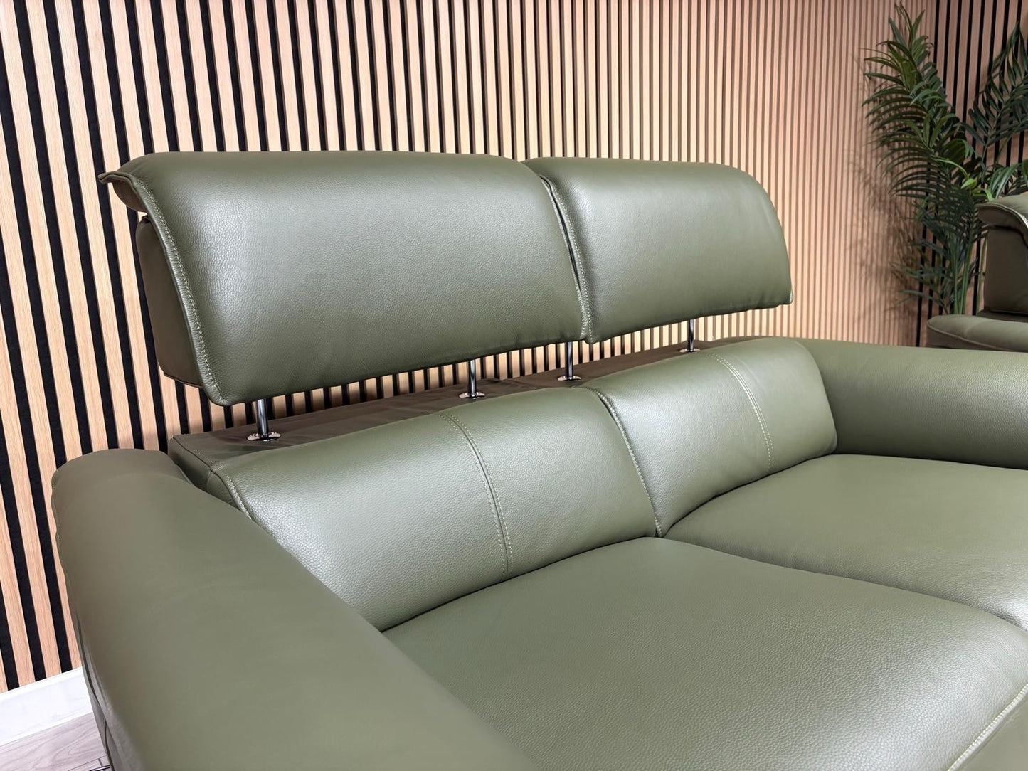 Furniture Village JUDE Style Leather 2 Seater Sofa + 2 x Armchairs - RRP £6,485