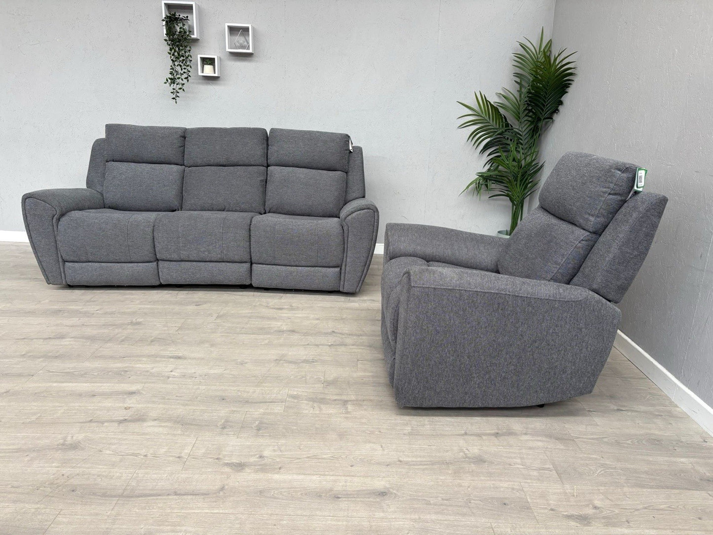 DFS Gilford 3 Seater Sofa + Armchair Power Recliner Sofa Set - RRP £1,748