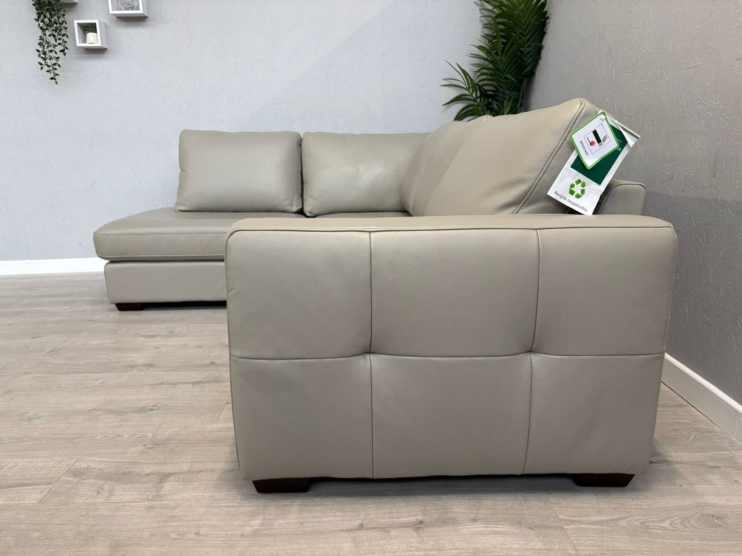 Furniture Village Dinky LHF Leather Corner Chaise End Sofa - RRP £1795