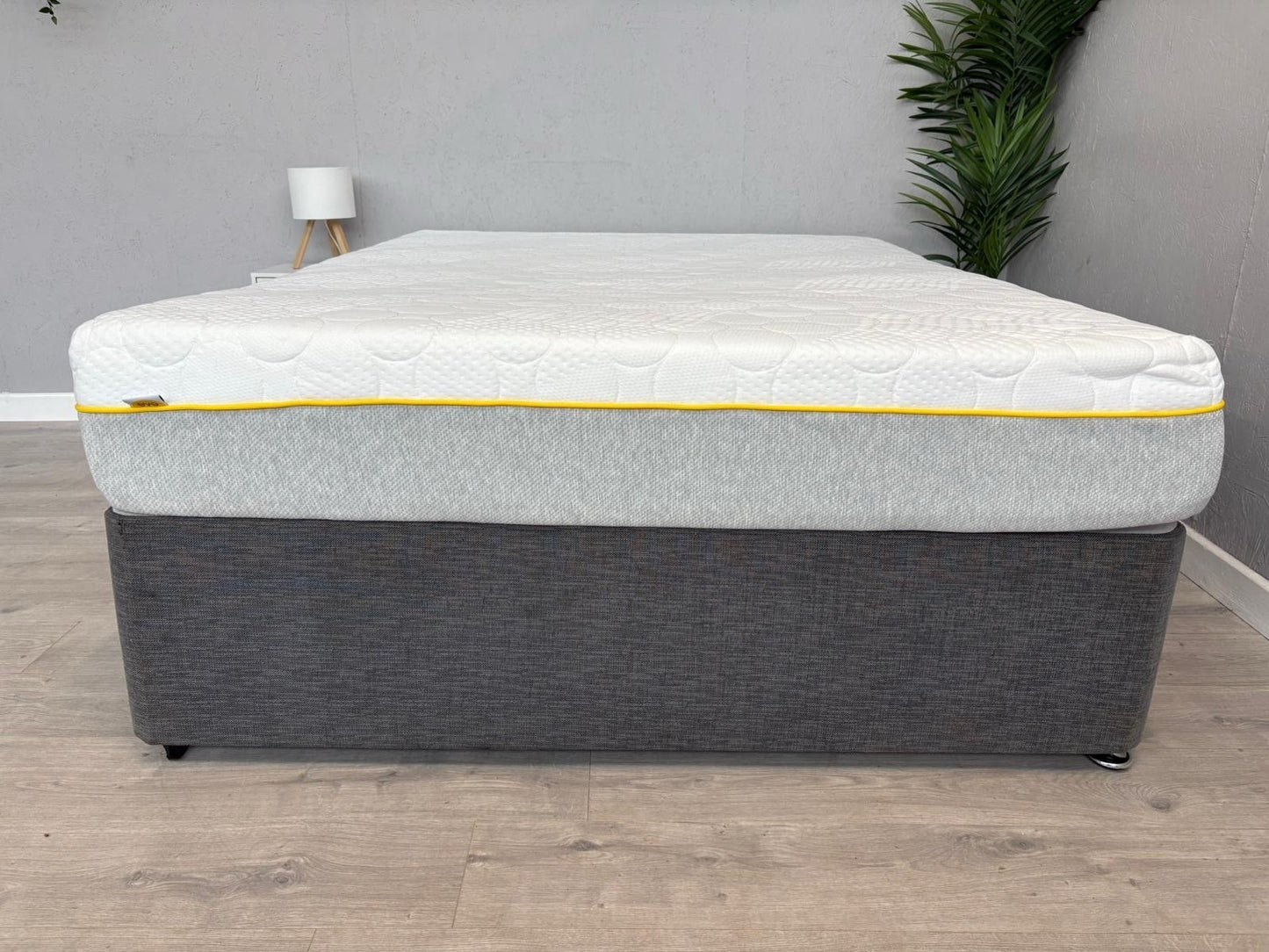 EVE Hybrid Duo 5ft Kingsize Mattress, Medium - RRP £899