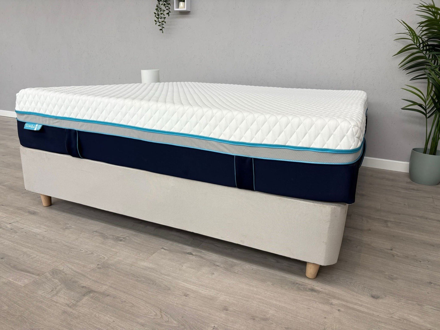 SIMBA Hybrid LUXE New Style 6ft Superking Mattress - RRP £1,999
