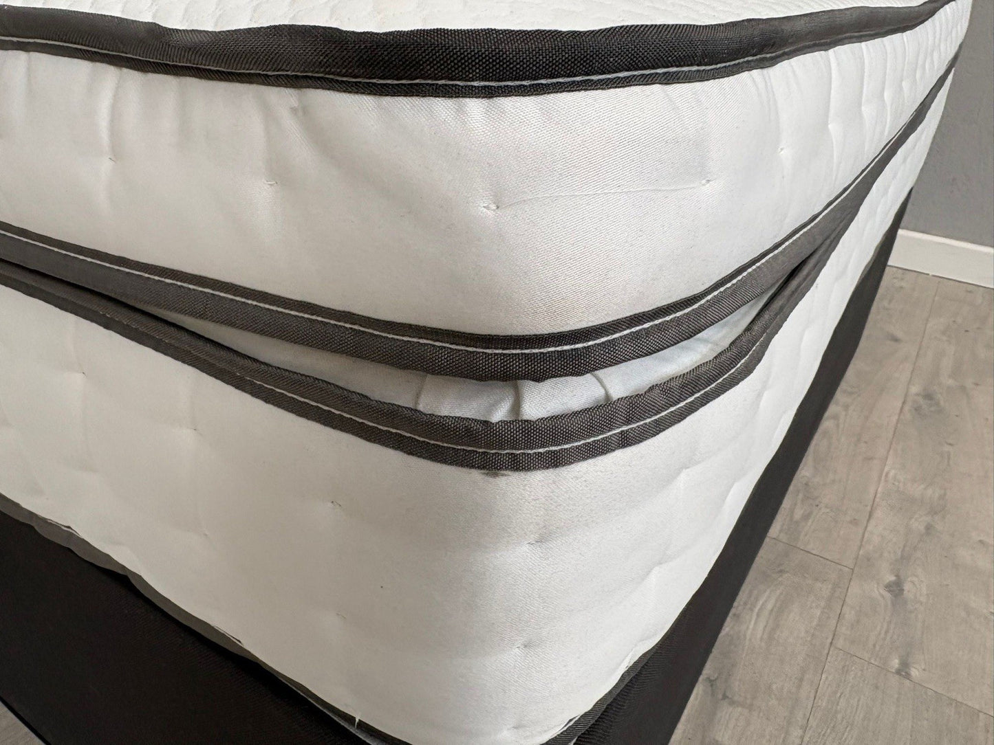 Silentnight Pocket Geltex Ultra 3000 Box Top 5ft Kingsize Mattress - RRP £1,599