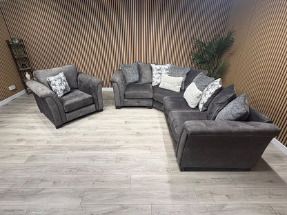 Furniture Village Aura Classic Back RHF Corner Sofa + Love Chair, RRP £4840