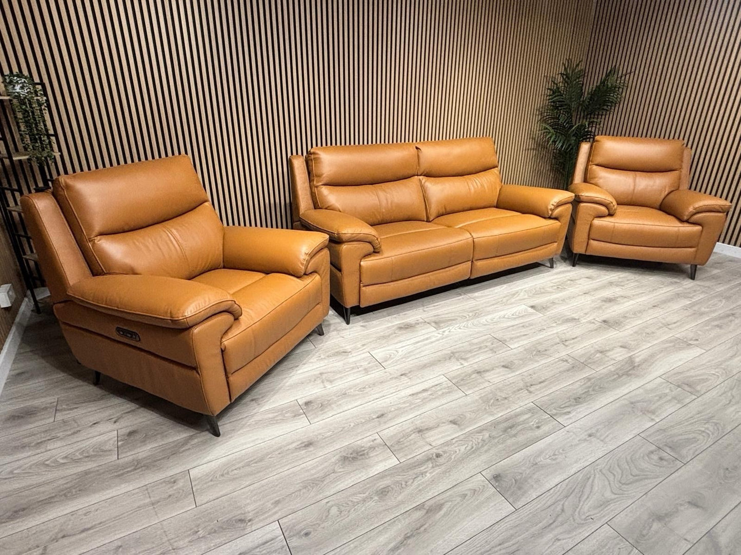 Furniture Village PANACHE Style Leather 3 Seater Sofa + 2 x Armchairs, Power