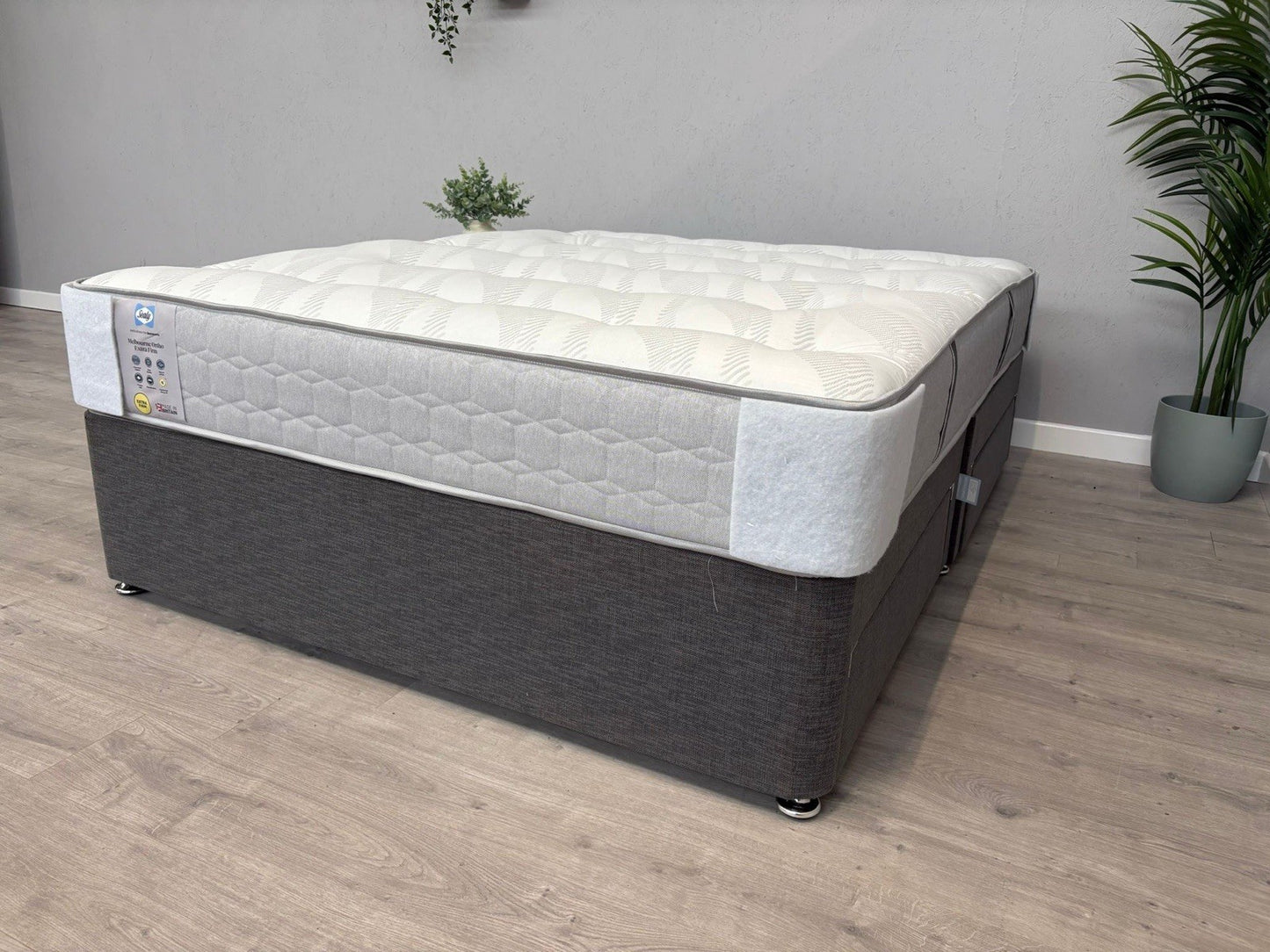 Sealy MELBOURNE Ortho Extra Firm 4ft 6 Double Mattress - RRP £1,299