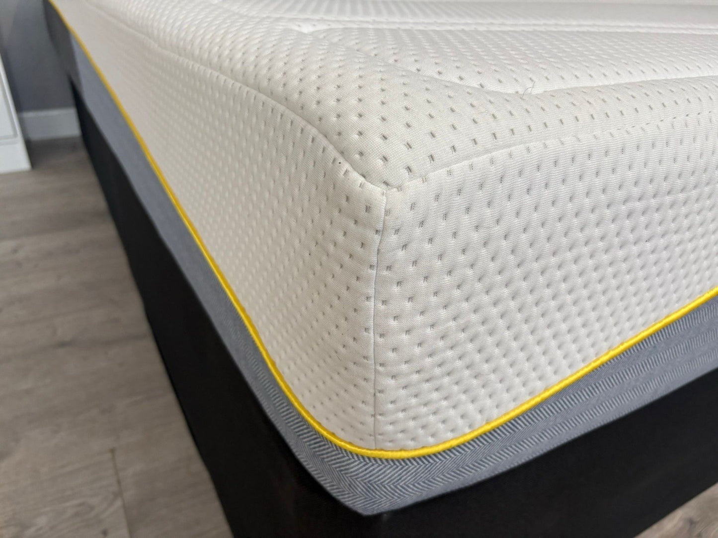 MLILY Premier 2000 Ortho Hybrid 5ft Kingsize Mattress - RRP £999