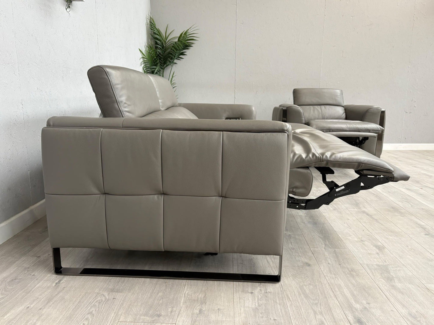 Furniture Village GISELLA Leather 3 Seater Sofa + Armchair Power Set - RRP £4390