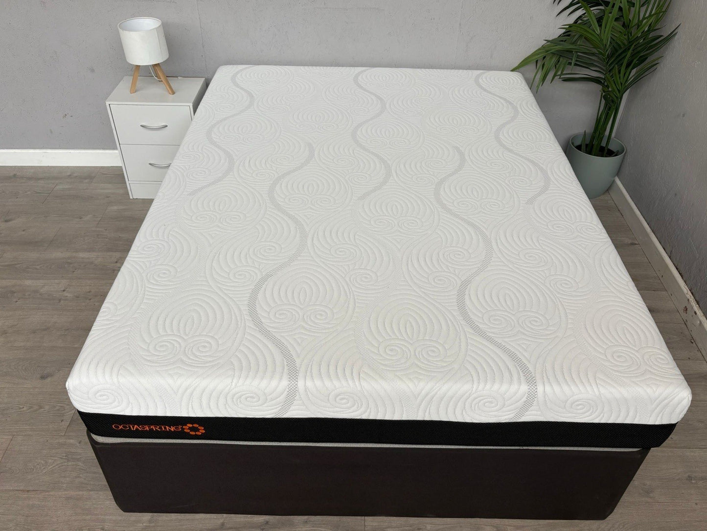 DORMEO Octaspring MISTRAL Memory 5ft Kingsize Mattress, Medium Firm - RRP £1,649