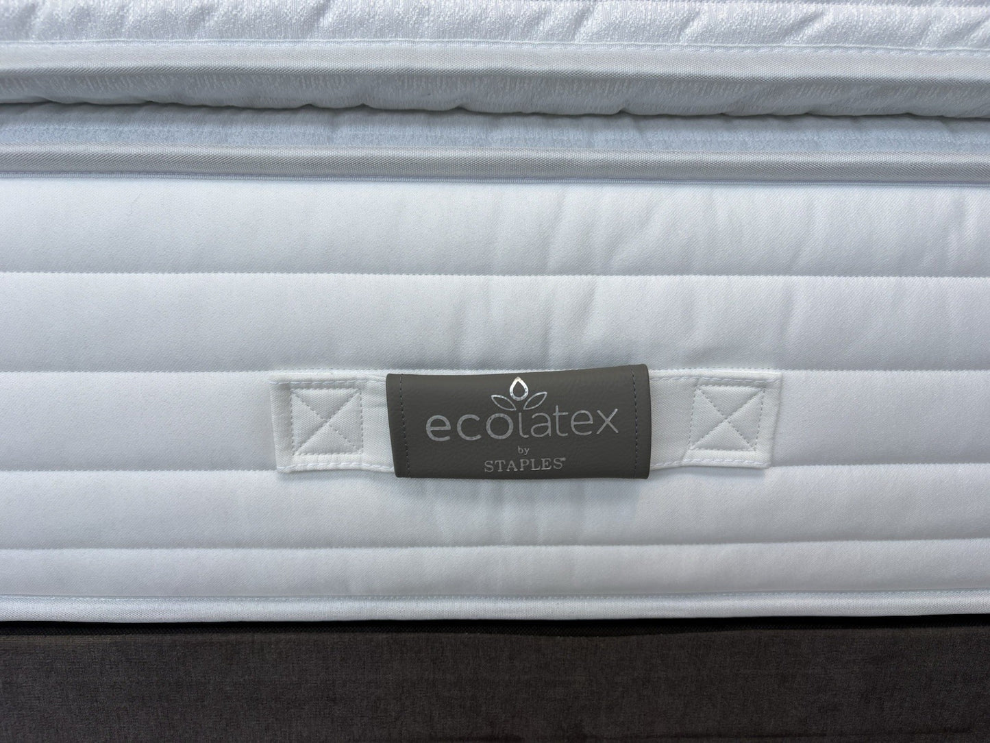 Staples and Co Eco Revitalise Pocket 3800 4ft 6 Double Mattress - RRP £1,499