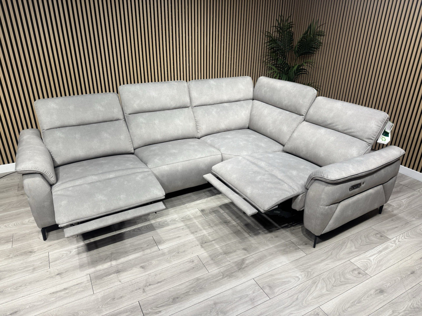 Furniture Village EZRA Style Fabric RHF Corner Sofa Power Recliners - RRP £3295