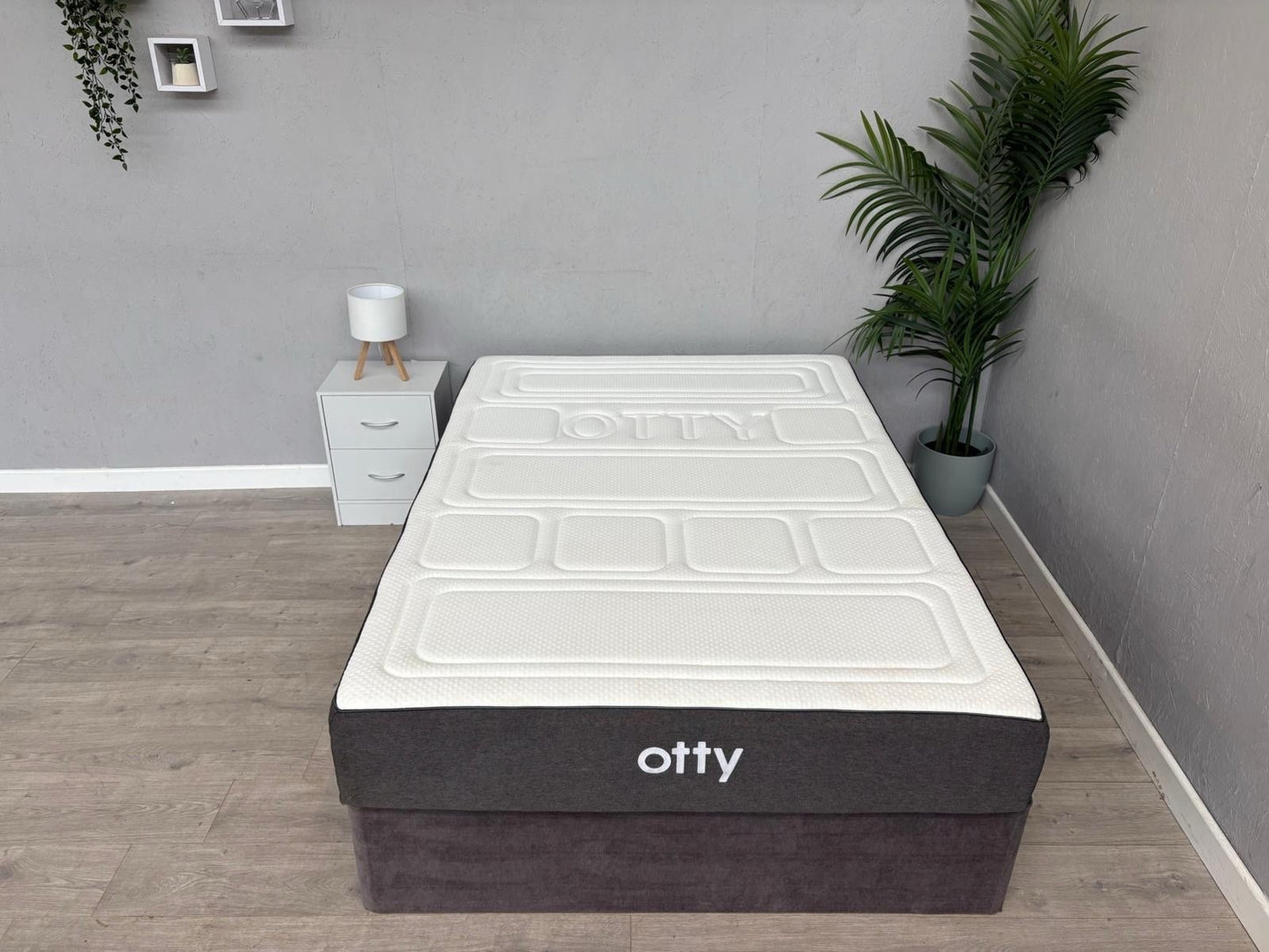 OTTY Original Hybrid 2000 Pocket Sprung 4ft 6 Double Mattress - RRP £649