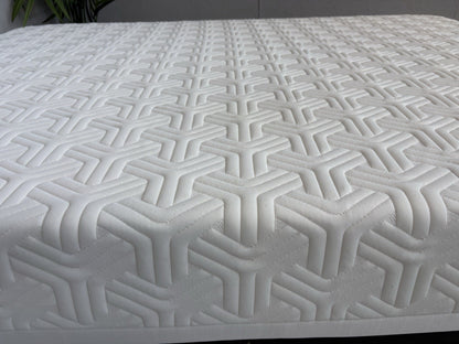Tempur HYBRID SUPREME 5ft Kingsize Mattress, Medium / Firm - RRP £1,999