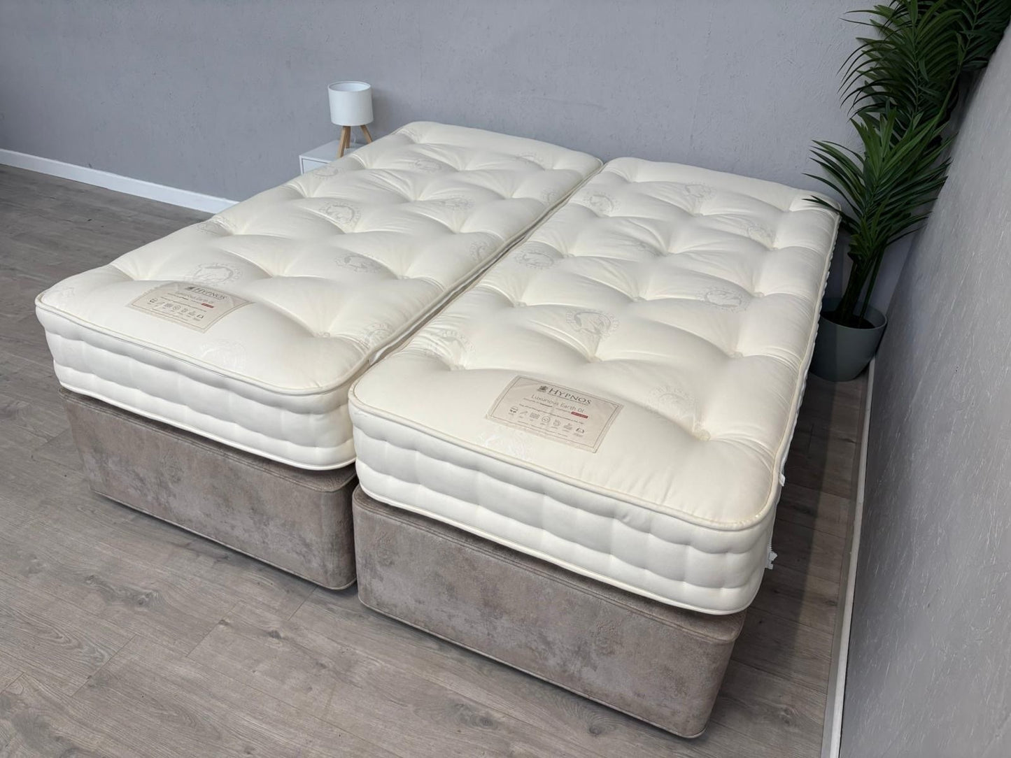 Hypnos Luxurious Earth 01 6ft Superking Mattress Zip and Link, Firm - RRP £3,099