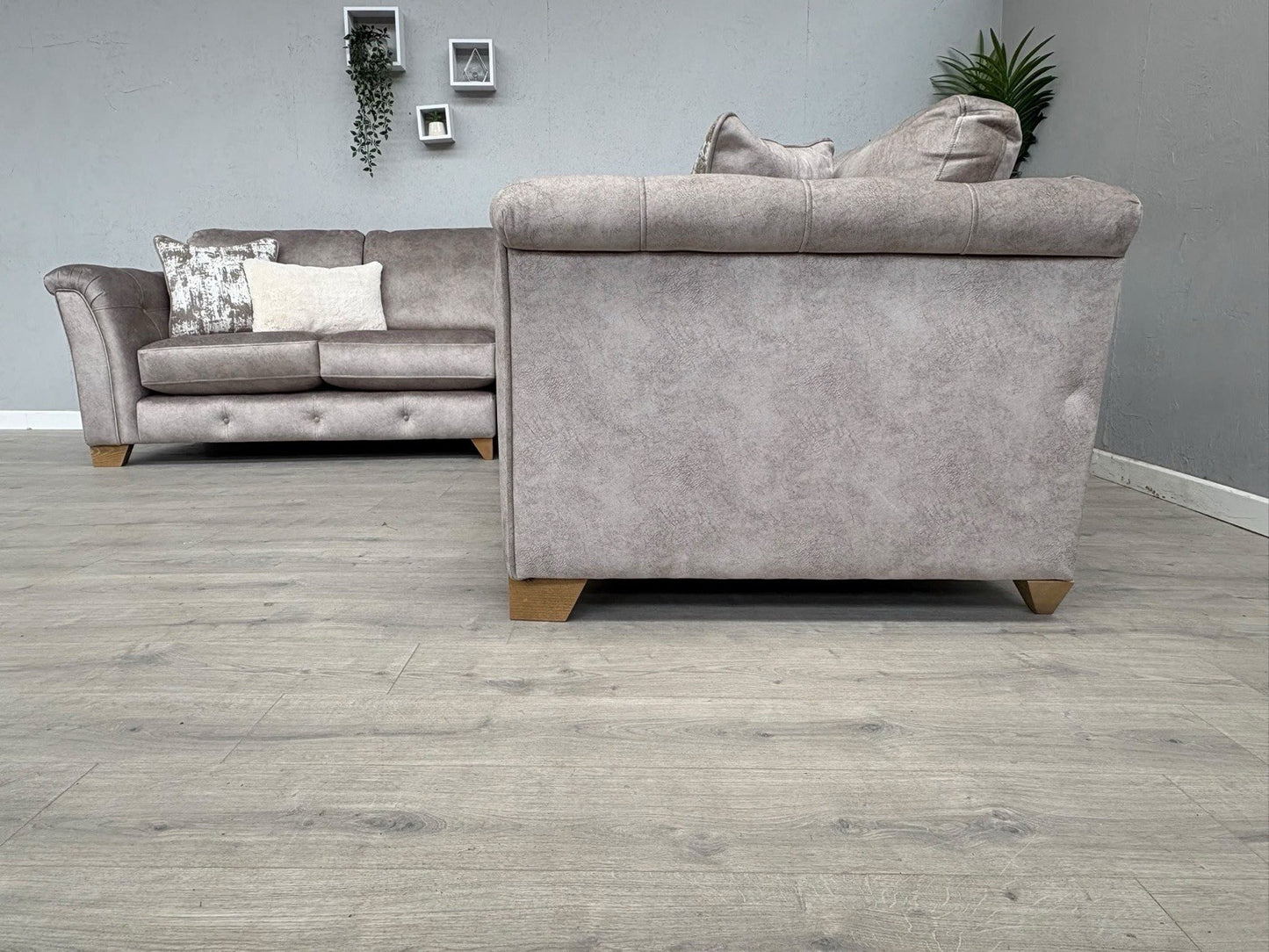 Furniture Village - Aura Large Classic Back Corner Sofa RRP - £3795