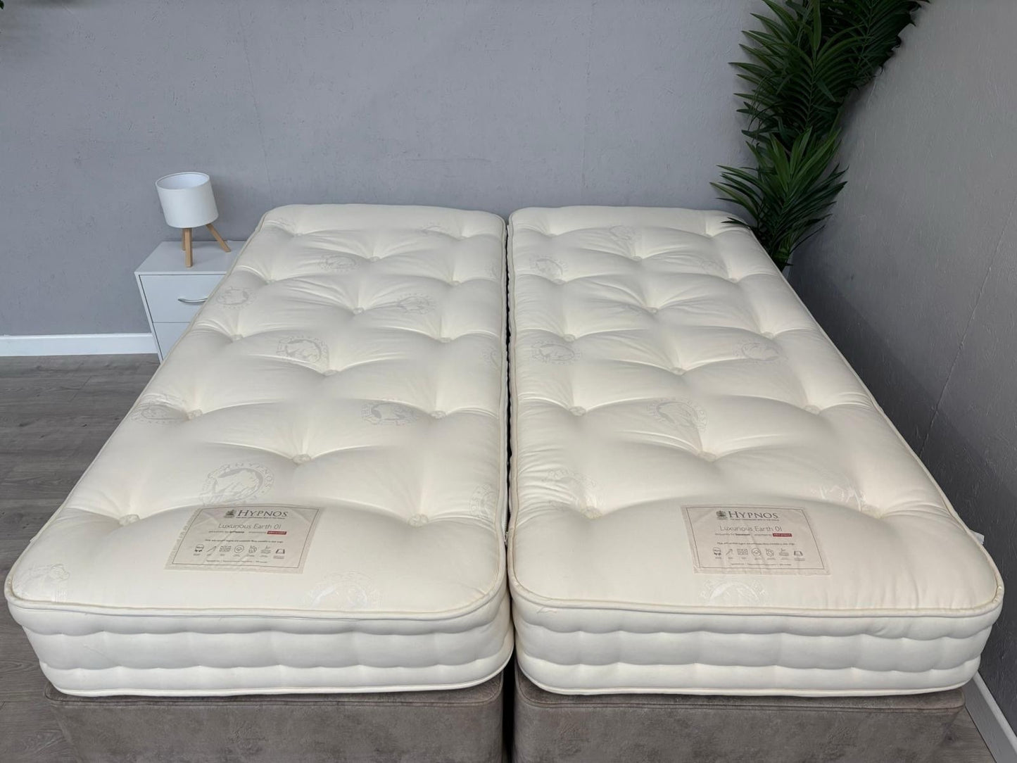 Hypnos Luxurious Earth 01 6ft Superking Mattress Zip and Link, Firm - RRP £3,099