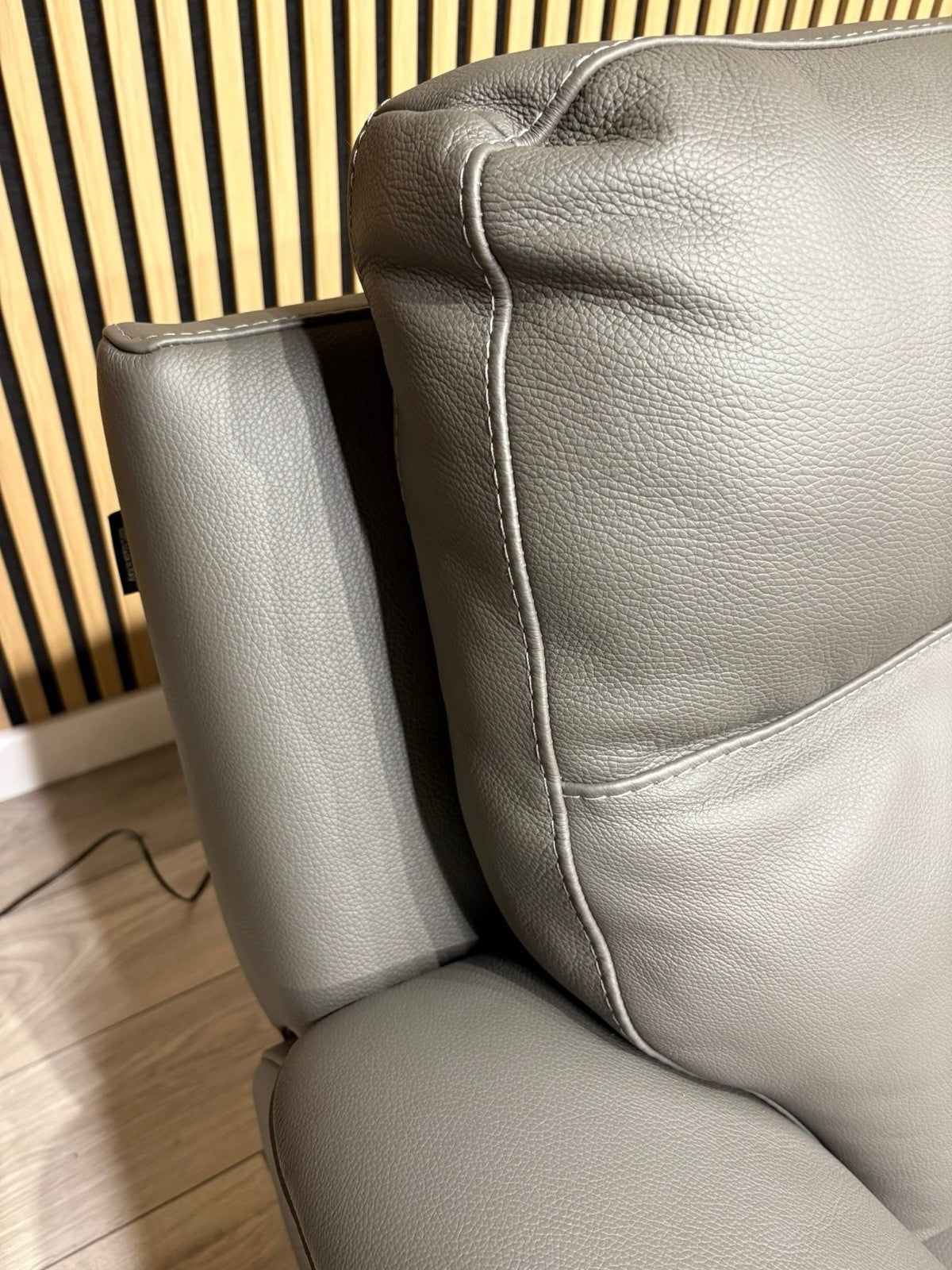 F. Village Nicoletti PEPINO Leather 2 x 2 Seater Recliner Sofa Set - RRP £4,990