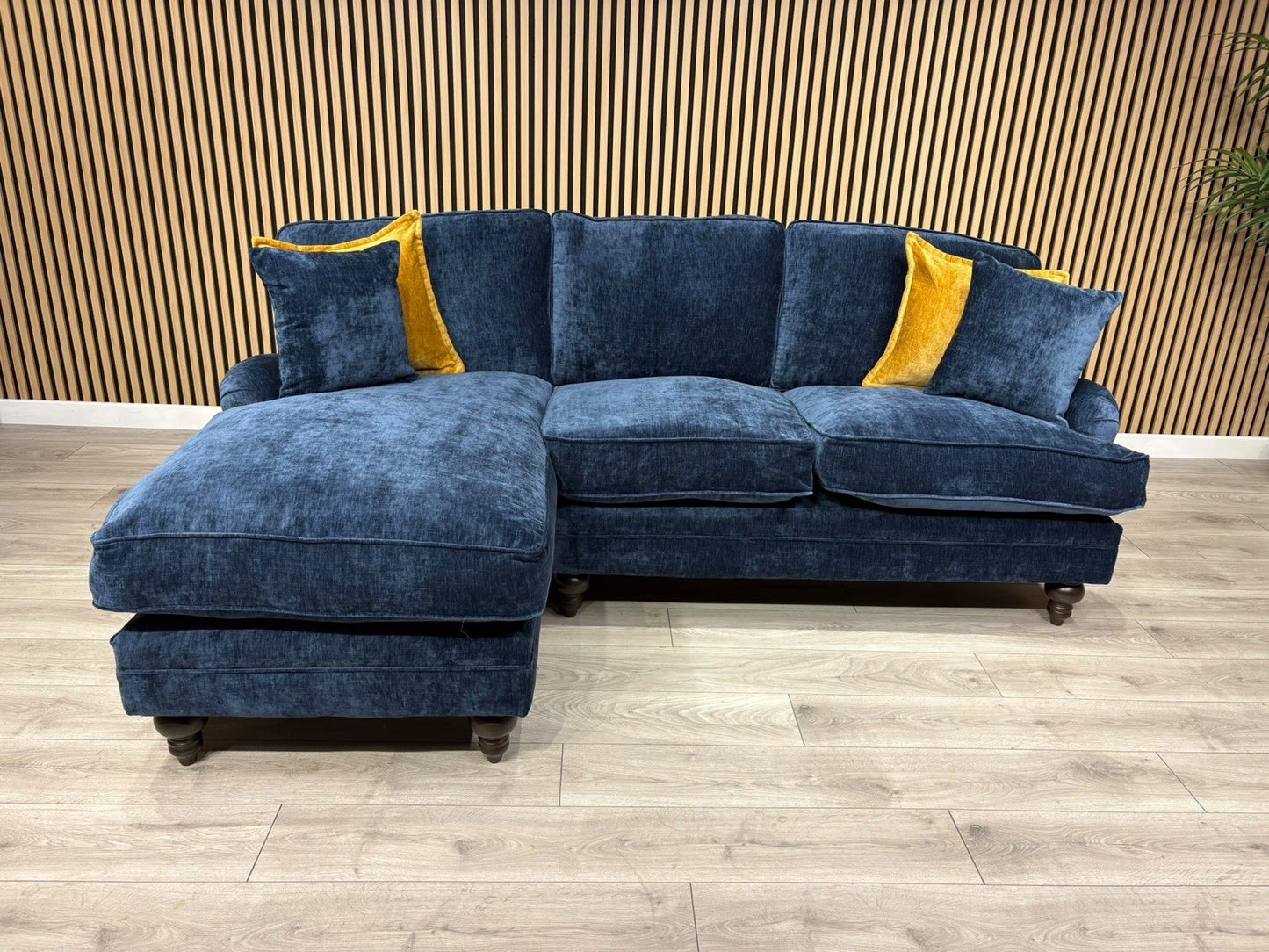 Laura Ashley HERITAGE Style Fabric 3 Seater Chaise Sofa - RRP £2,800