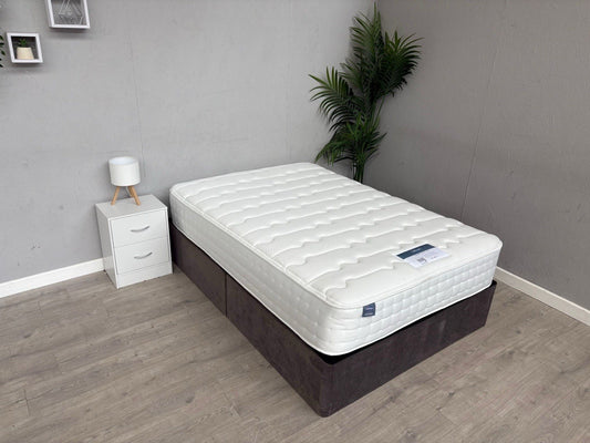 Silentnight Pocket Luxury 2800 Pocket Sprung 4ft 6 Double Mattress - RRP £699