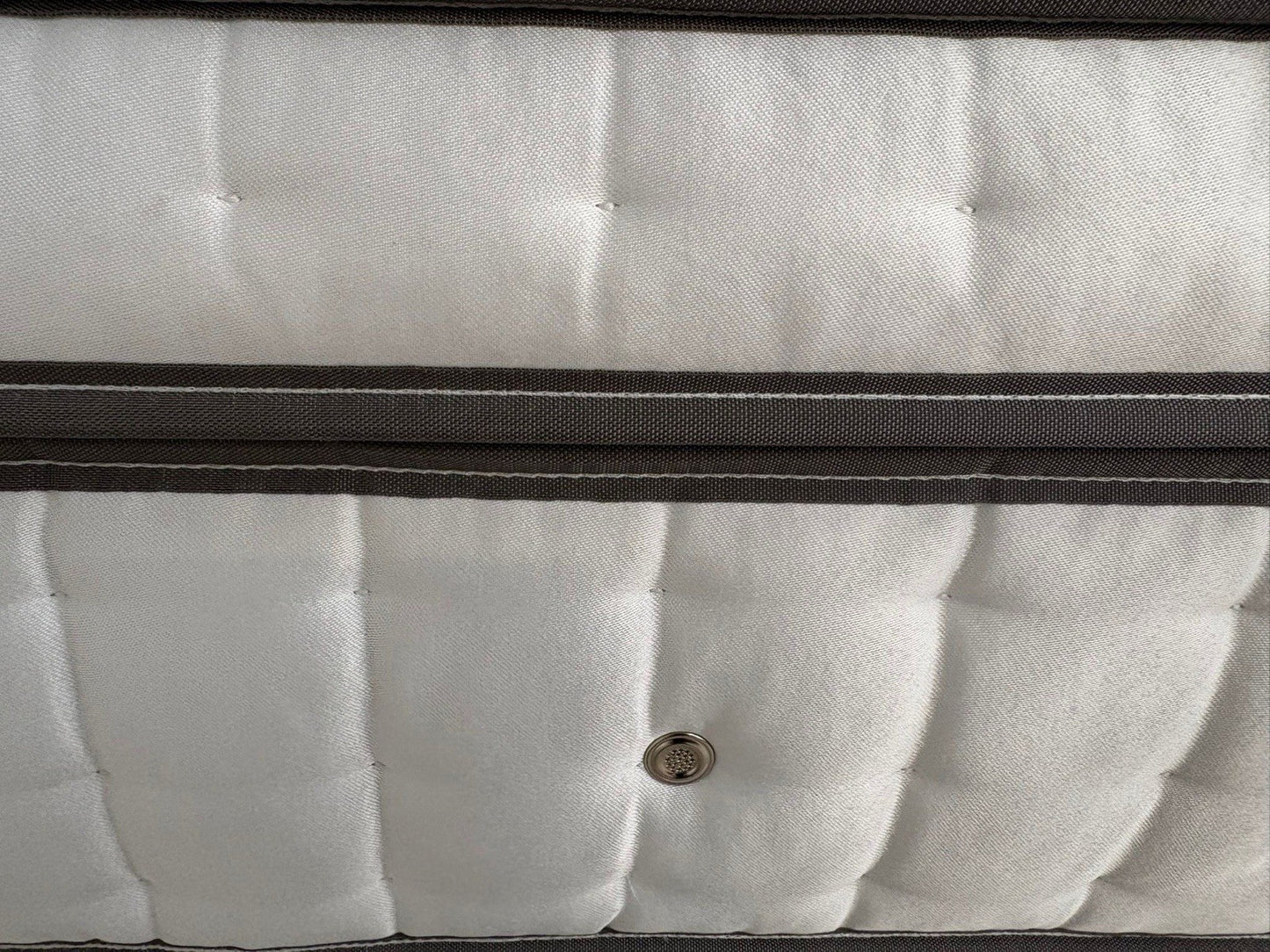 Silentnight Pocket Geltex Ultra 3000 Box Top 5ft Kingsize Mattress - RRP £1,599