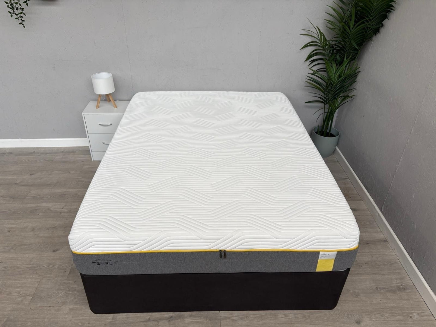 Tempur SENSATION LUXE 5ft Kingsize Mattress, Firm - RRP £2,499