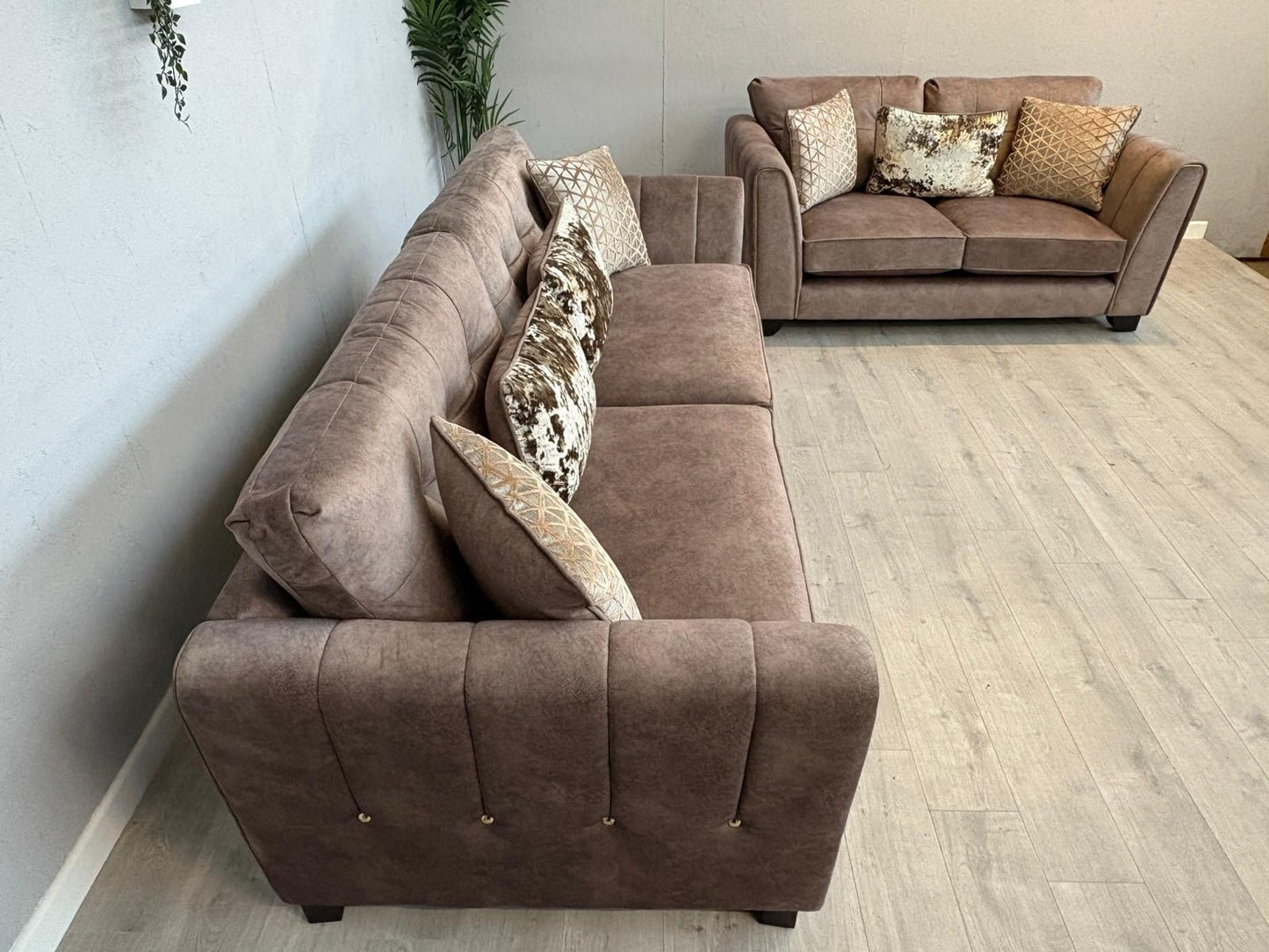 Furniture Village ARIANA / MARIAH Fabric 4 + 2 Seater Sofa Set - RRP £3,690