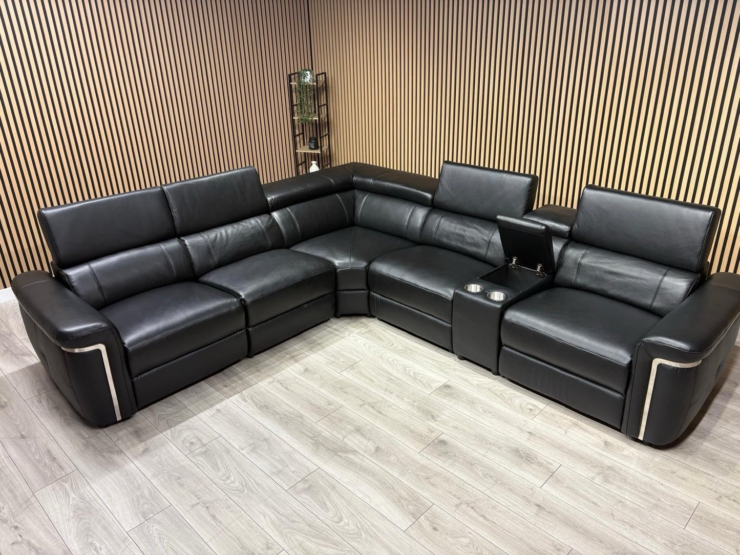 VENICE Leather 2 Corner 2 Power Recliner Sofa + Console - RRP £5,599