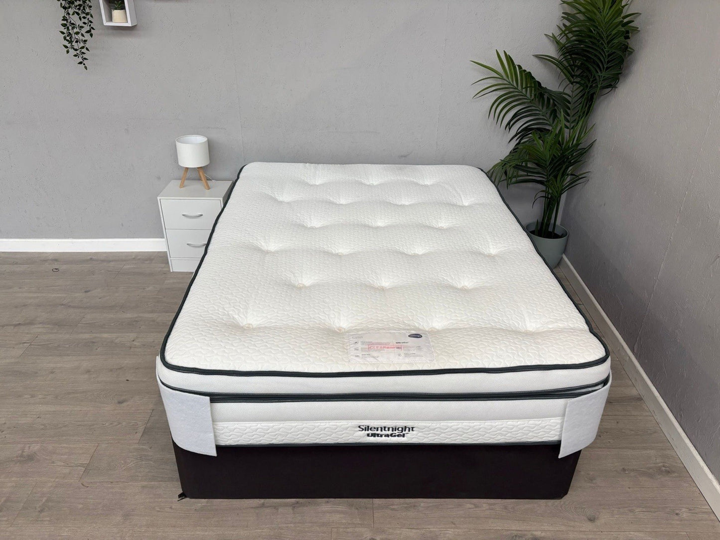 Silentnight TALIA UltraGel 1400 Pocket 5ft Kingsize Mattress - RRP £1,299