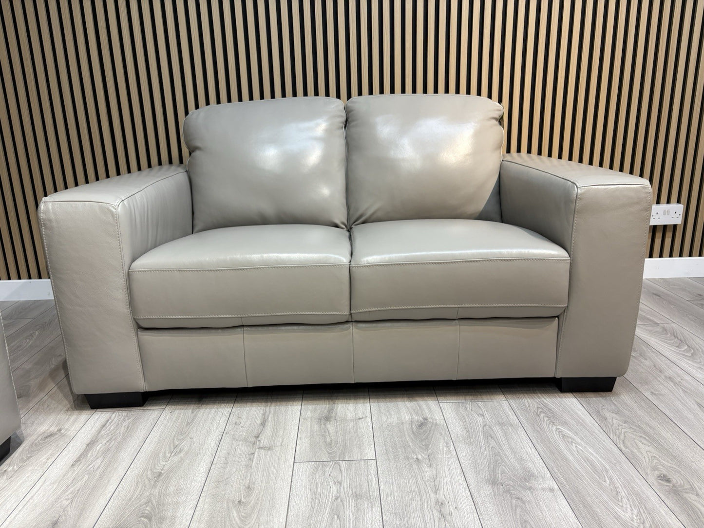 DFS - COHEN Style 3 Seater + 2 Seater Leather Sofa Set - RRP £2,398