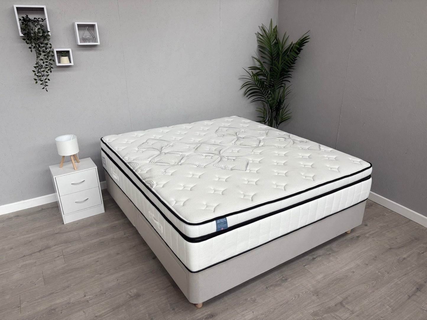 IGEL Nanotech 5000i 6ft Superking Mattress, Firm - RRP £2,499