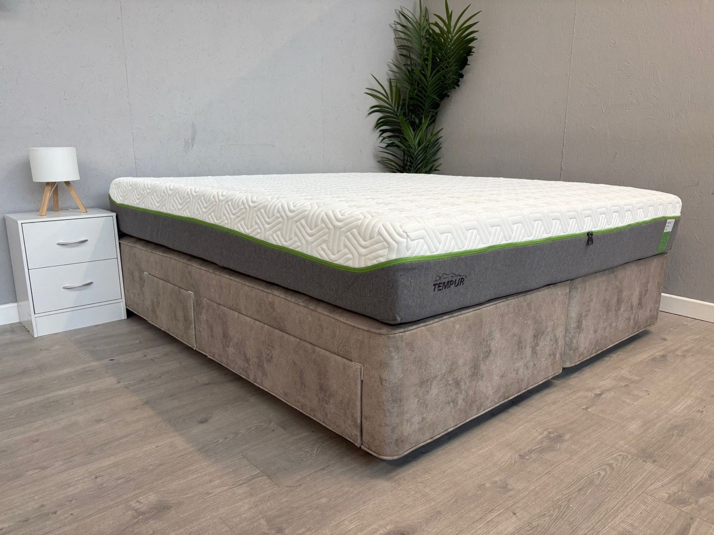 Tempur HYBRID ELITE Memory 6ft Superking Mattress, Medium - RRP £2,499