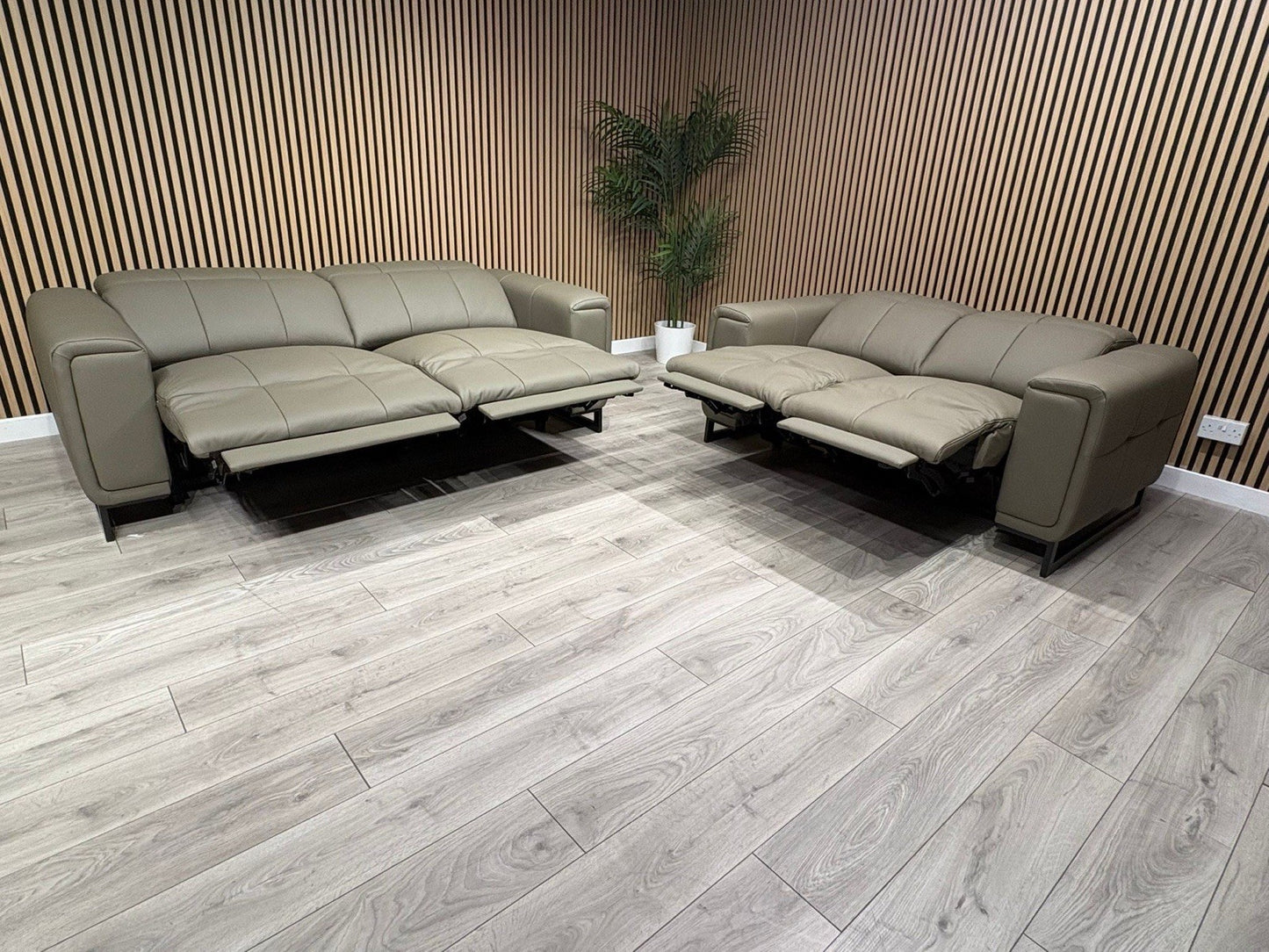 MARELLA 3 Seater + 2 Seater Power Recliner Leather Sofa Set RRP £4399