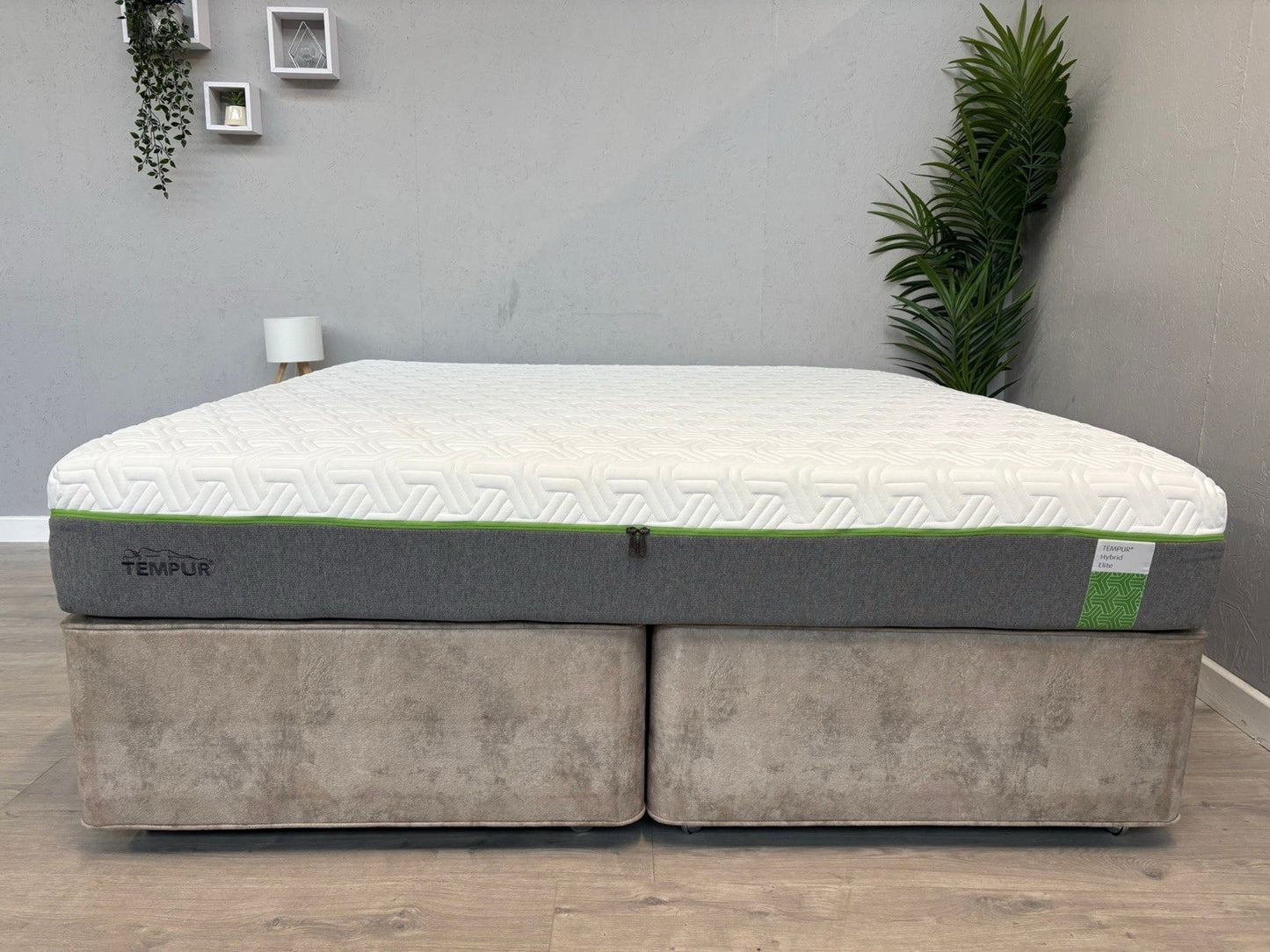 Tempur HYBRID ELITE Memory 6ft Superking Mattress, Medium - RRP £2,499