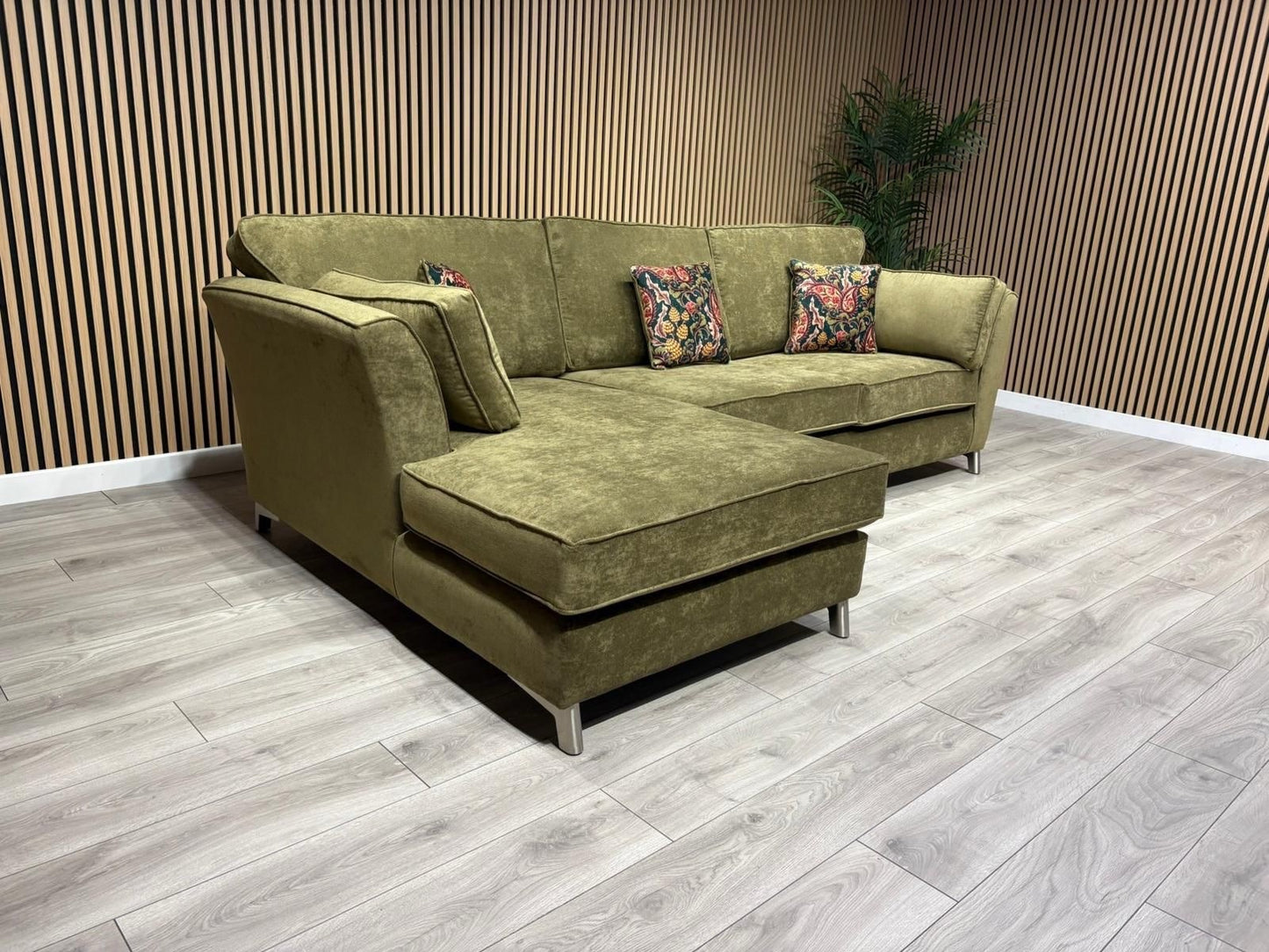 Furniture Village SASHA Fabric Large LHF Chaise Corner Sofa - RRP £3,295
