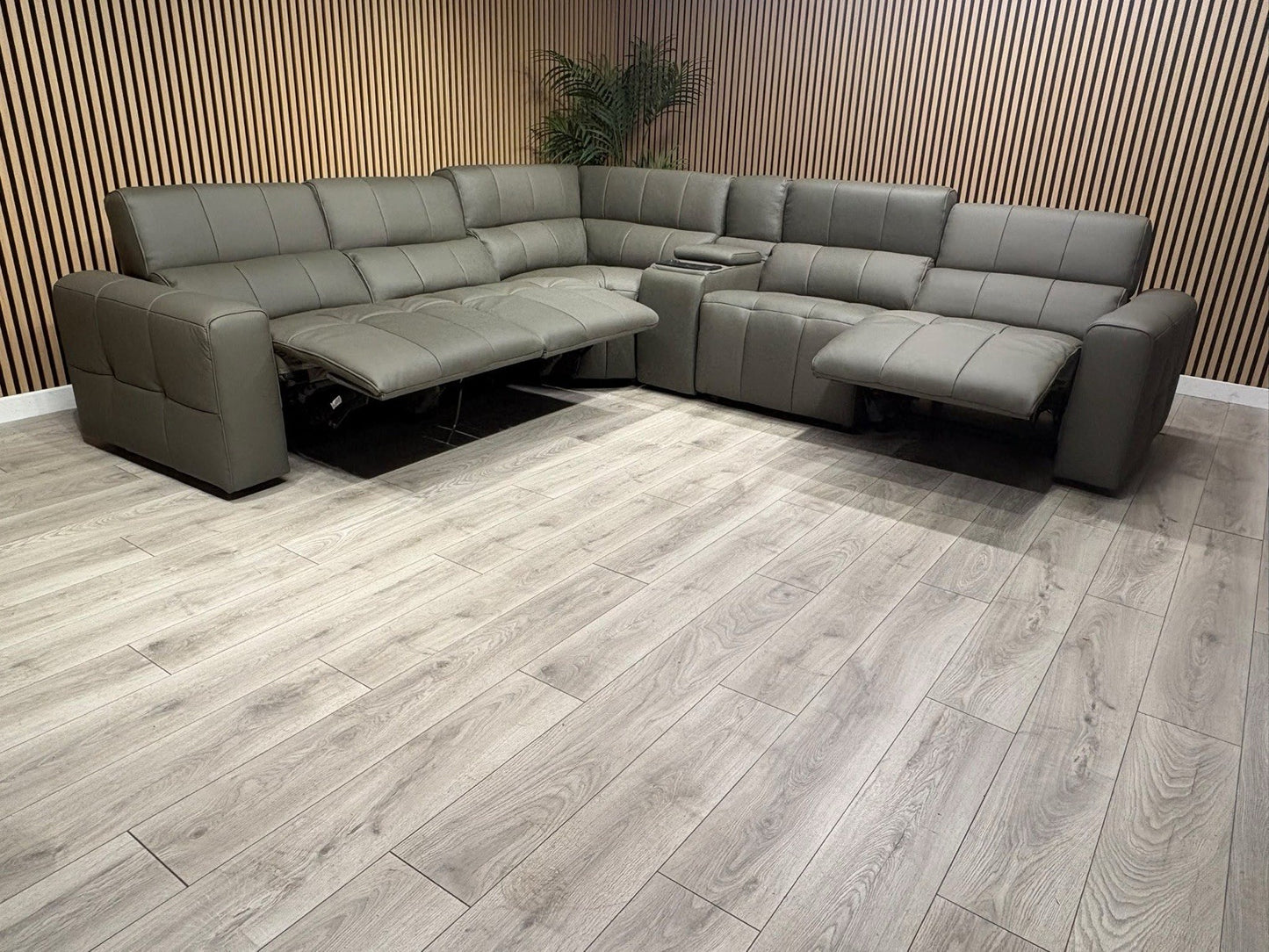 Sofology BARI Large Leather Power Recliner Corner Sofa - RRP £5899