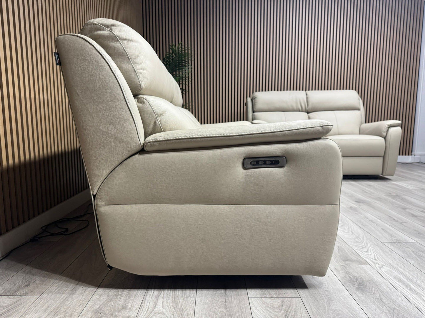 F. Village Nicoletti VITO Leather 3 + 2 Seater Power Recliner Sofas - RRP £7,190