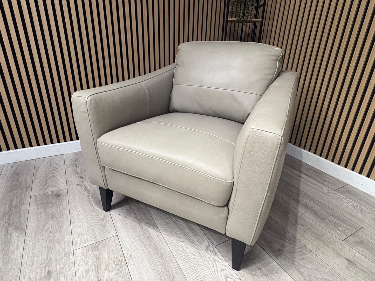 John Lewis BAILEY Style Leather Armchair RRP £1295