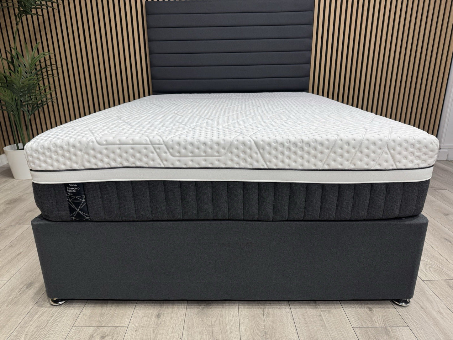 EMMA - Diamond Deluxe Hybrid 4ft 6 Double Mattress - RRP £1,999