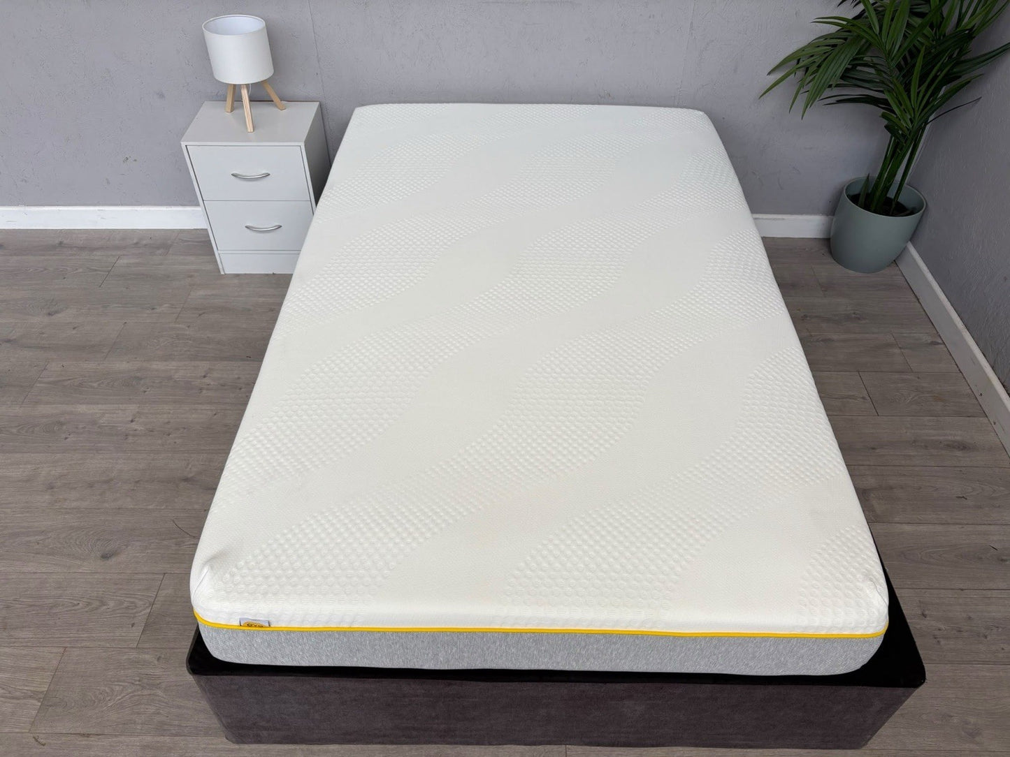 EVE Hybrid Duo 4ft Small Double Mattress, Medium - RRP £599