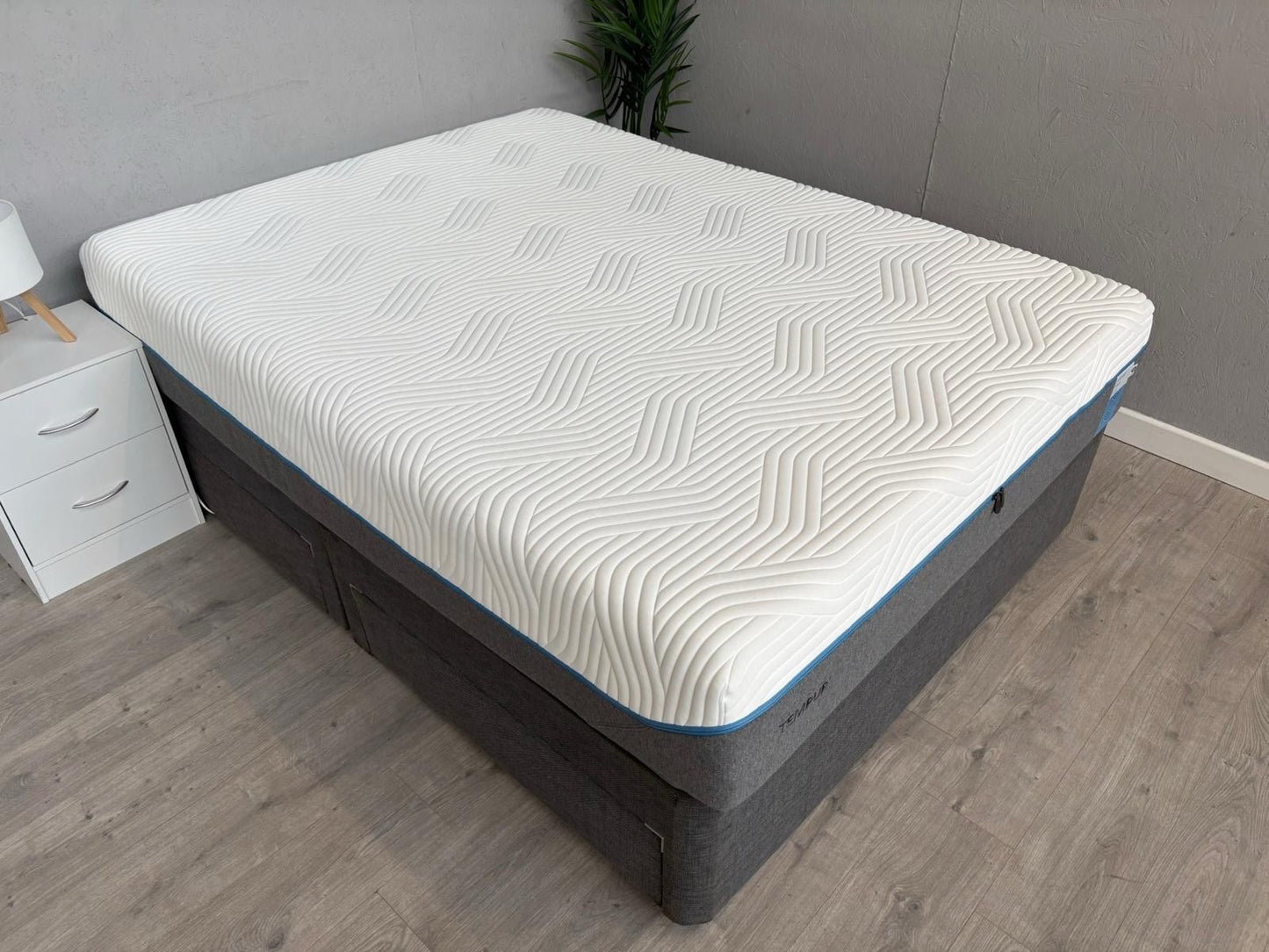 Tempur CLOUD LUXE Memory 5ft Kingsize Mattress, Soft - RRP £2,299