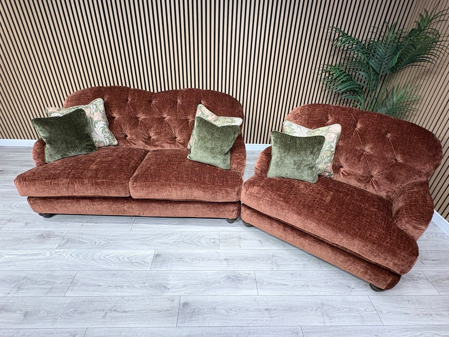 Alexander & James 3 Seater Button Back Sofa + Love Chair, RRP: £2895