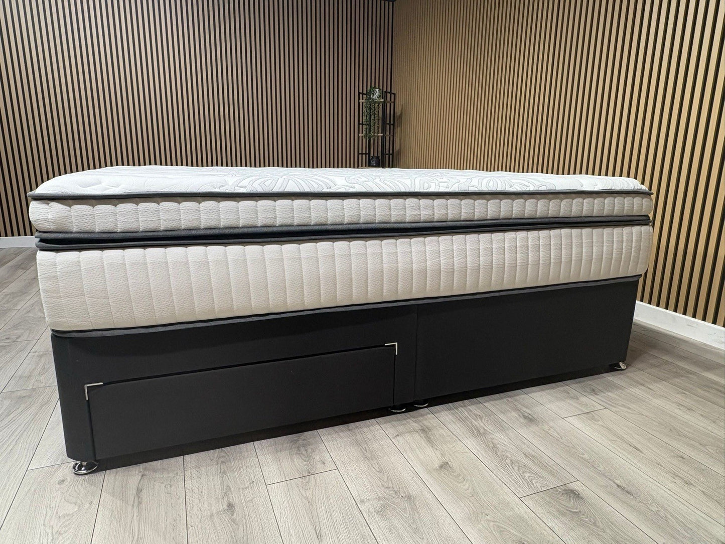 ITEC Cool Gel 3000 / iGel Nano Style 4ft 6 Double Mattress, Medium - RRP £1,499