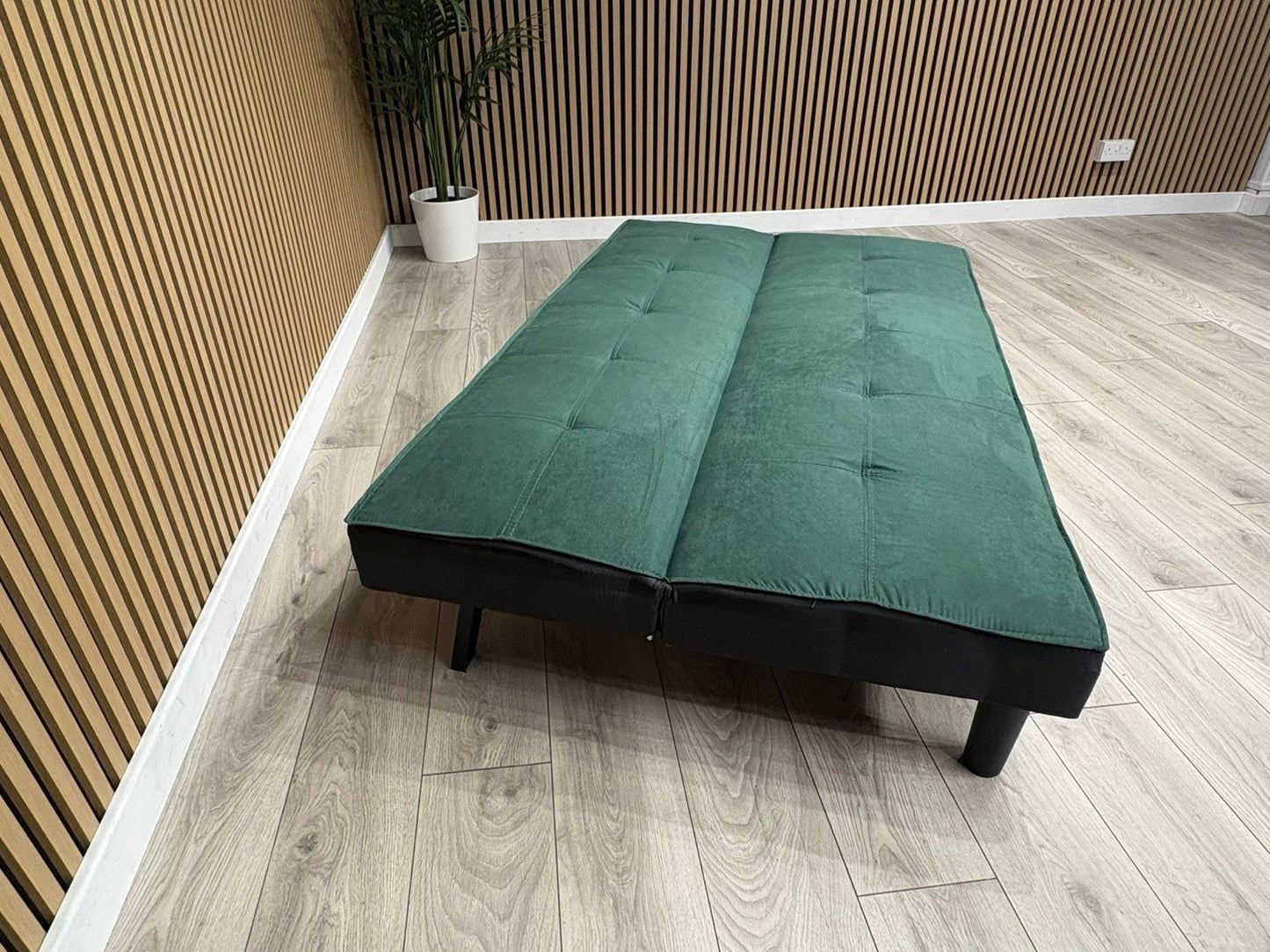 Futon Click Clack 3 Seater Sofa Bed - RRP: £249