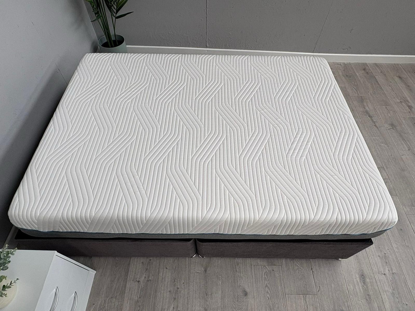 Tempur CLOUD ELITE Memory 5ft Kingsize Mattress, Soft - RRP £2,099