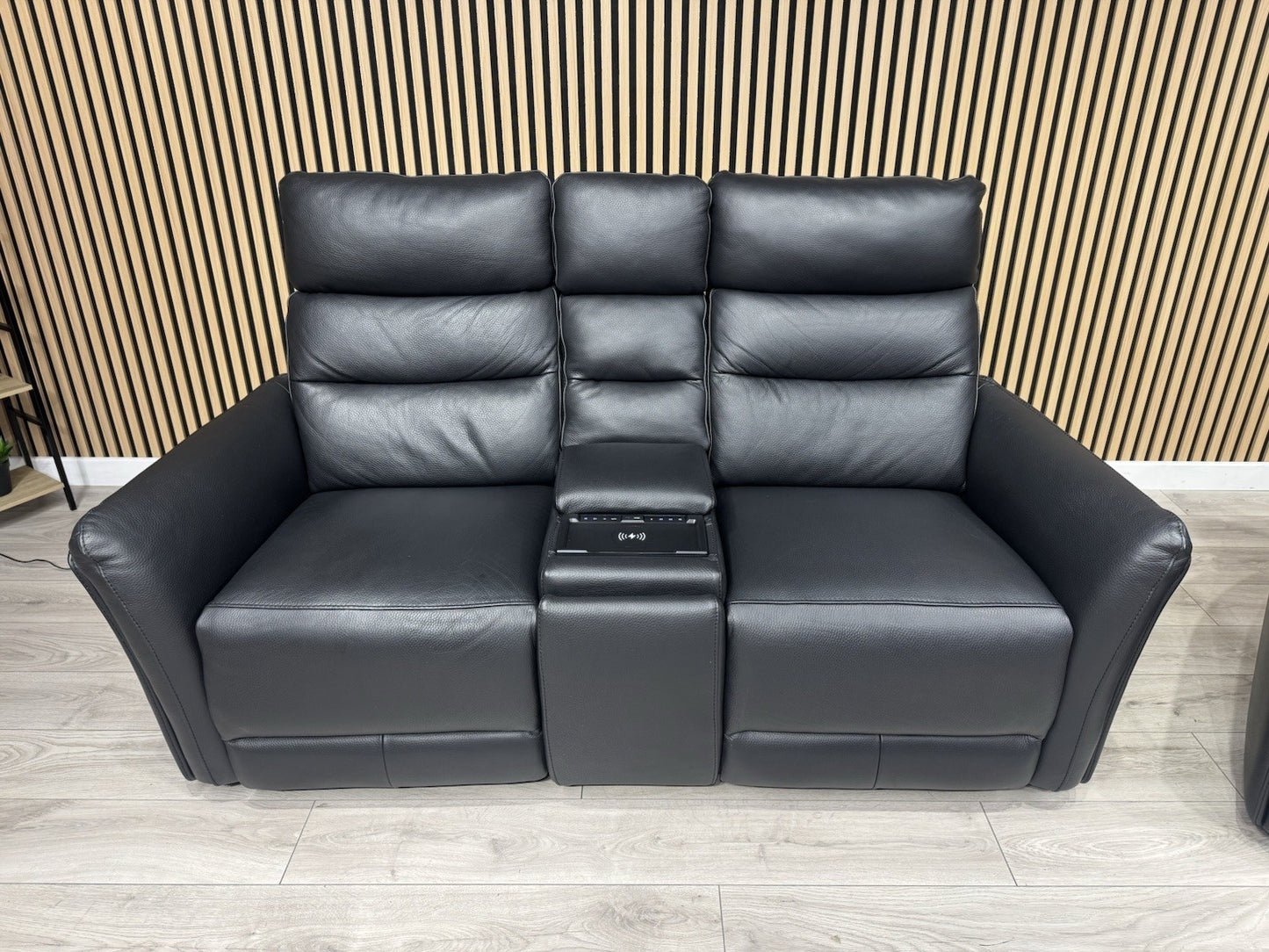 SCS  Cleveley Leather 2+2 Seater Power Recliner/Headrests + Console  - RRP £2898