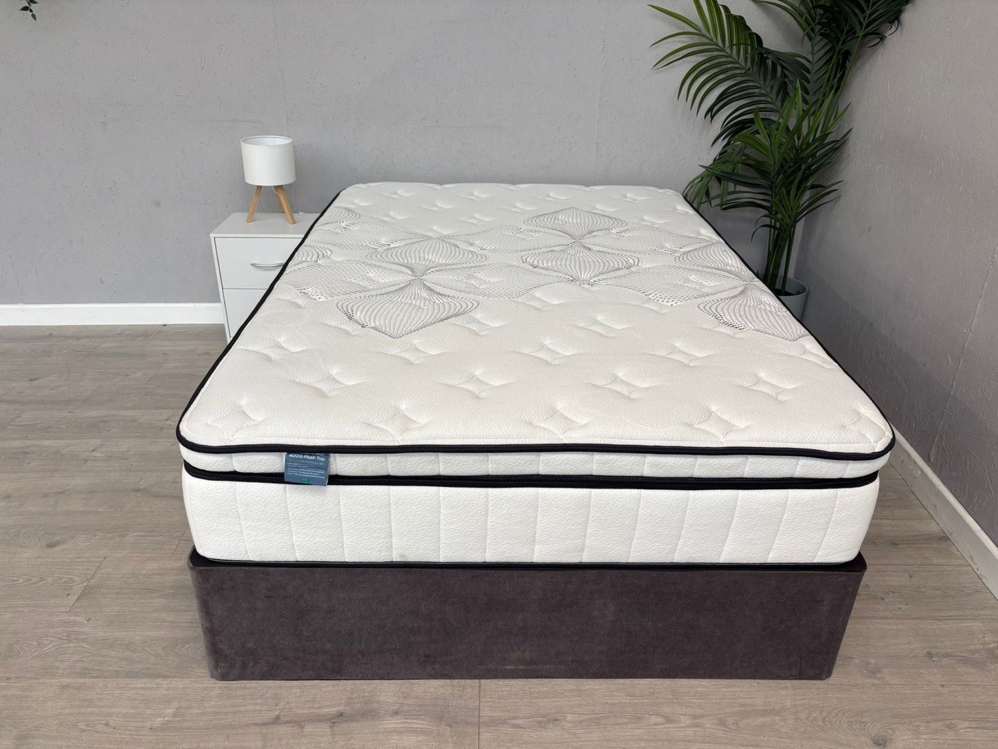 IGEL Nanotech 4000i 4ft 6 Double Mattress, Medium - RRP £1,699