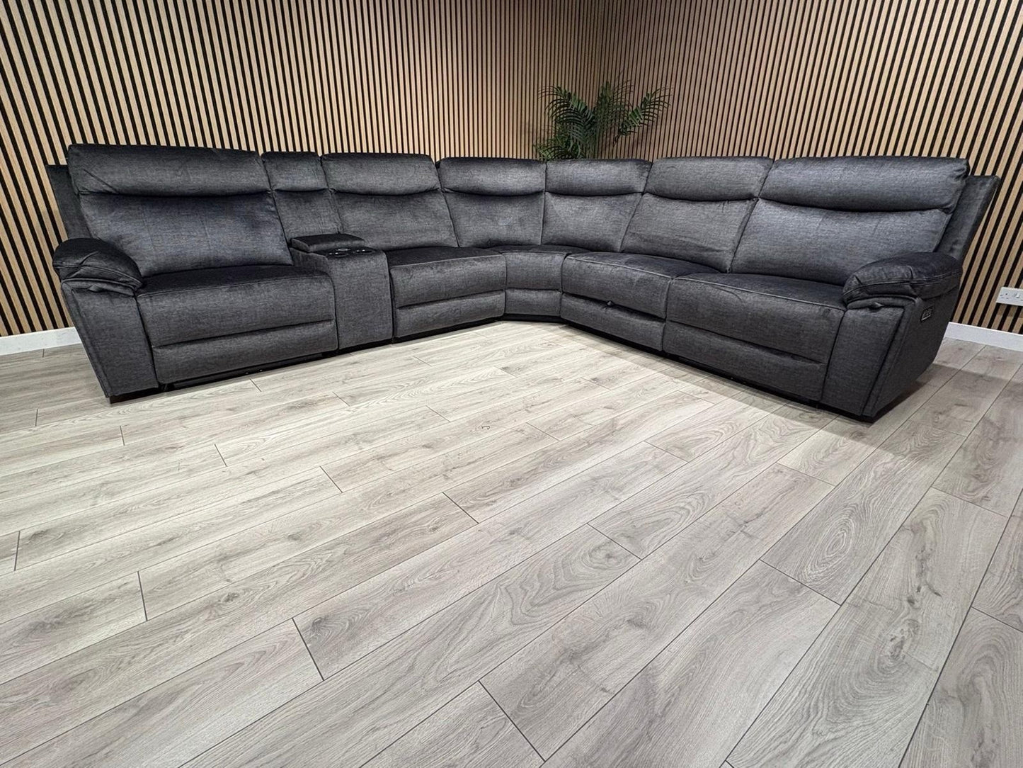 DFS Trek Style Fabric 2 Corner 2 Power Recliner Sofa + Console - RRP £2,499